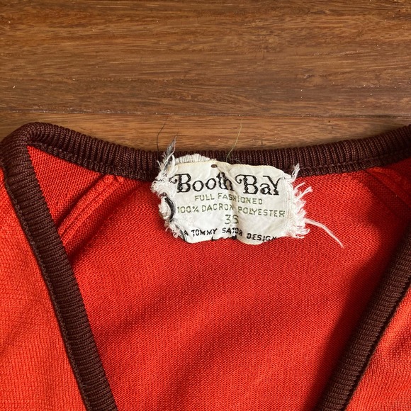 Vintage 70s Orange Brown Striped V Neck Shirt // Size Small - Picture 2 of 7